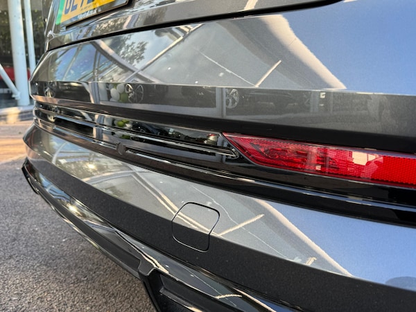 Used Audi e-tron 2023 for sale - 76084633: Photo 48