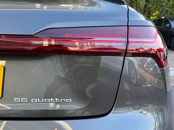 Used Audi e-tron 2023 for sale - 76084633: Photo 51