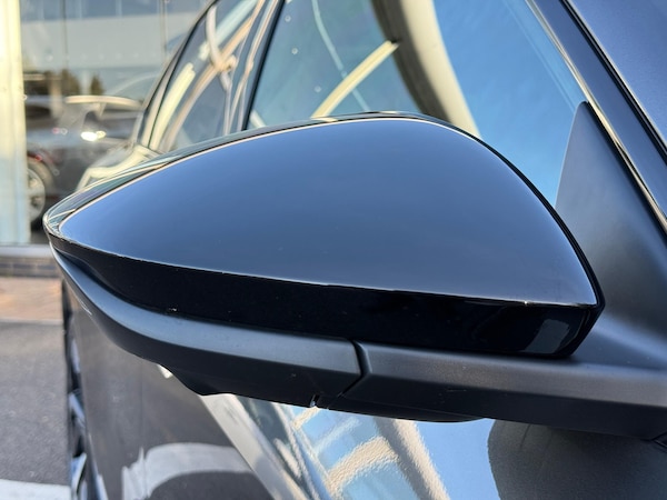 Used Audi e-tron 2023 for sale - 76084633: Photo 8