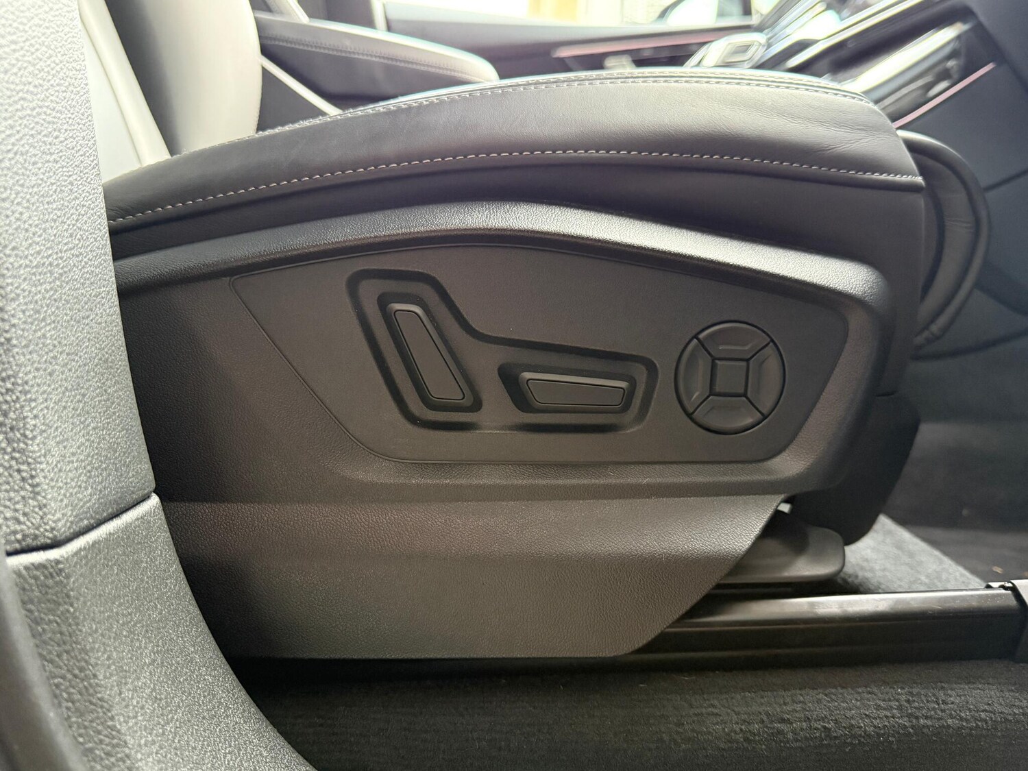 Used Audi Q7 2025 for sale - 77497178: Photo 12