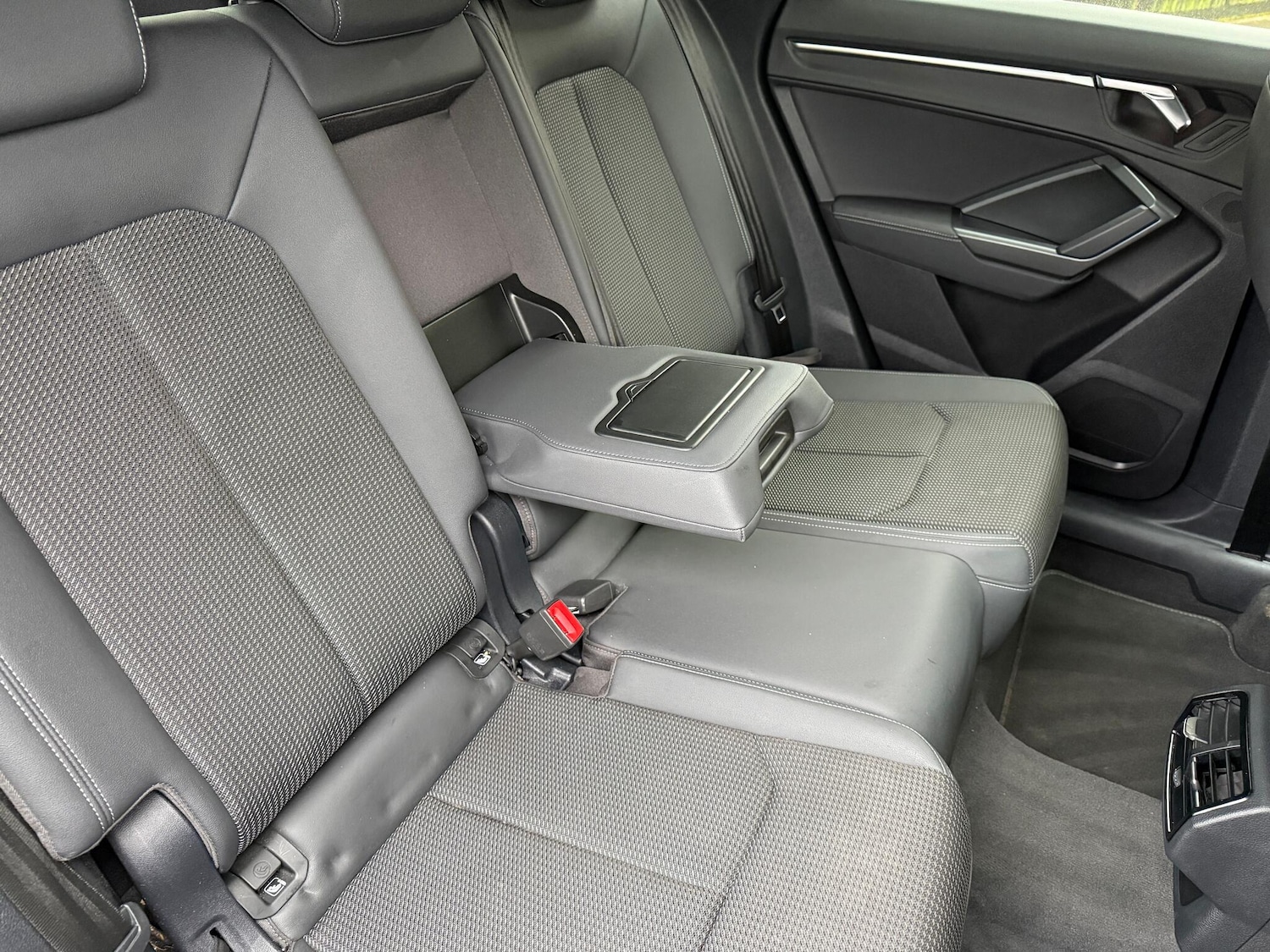 Used Audi Q3 2021 for sale - 76742291: Photo 31