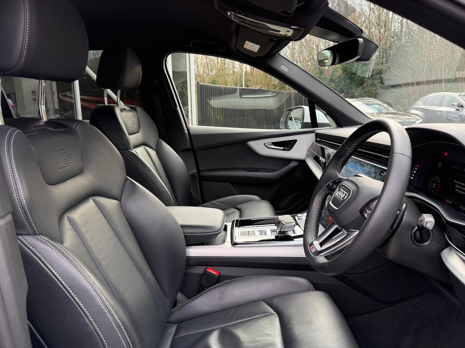 Used Audi Q7 2023 for sale - 77163553: Photo 27