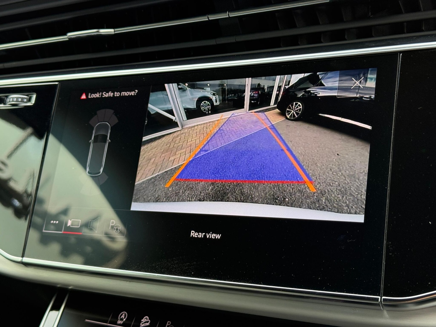 Used Audi Q7 2023 for sale - 77163553: Photo 4