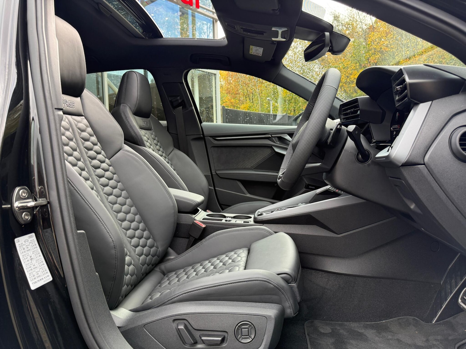 Used Audi RS3 2025 for sale - 76499108: Photo 13