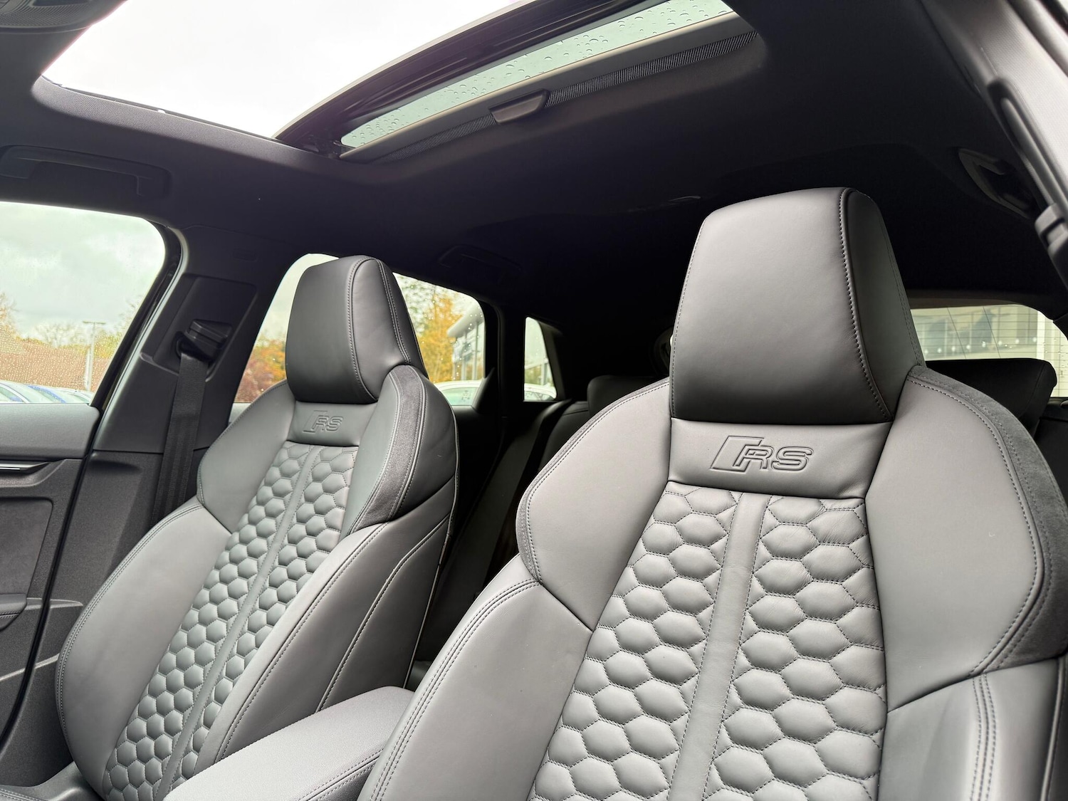 Used Audi RS3 2025 for sale - 76499108: Photo 4