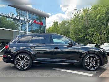 Used Audi Q7 2024 for sale - 76251075: Photo