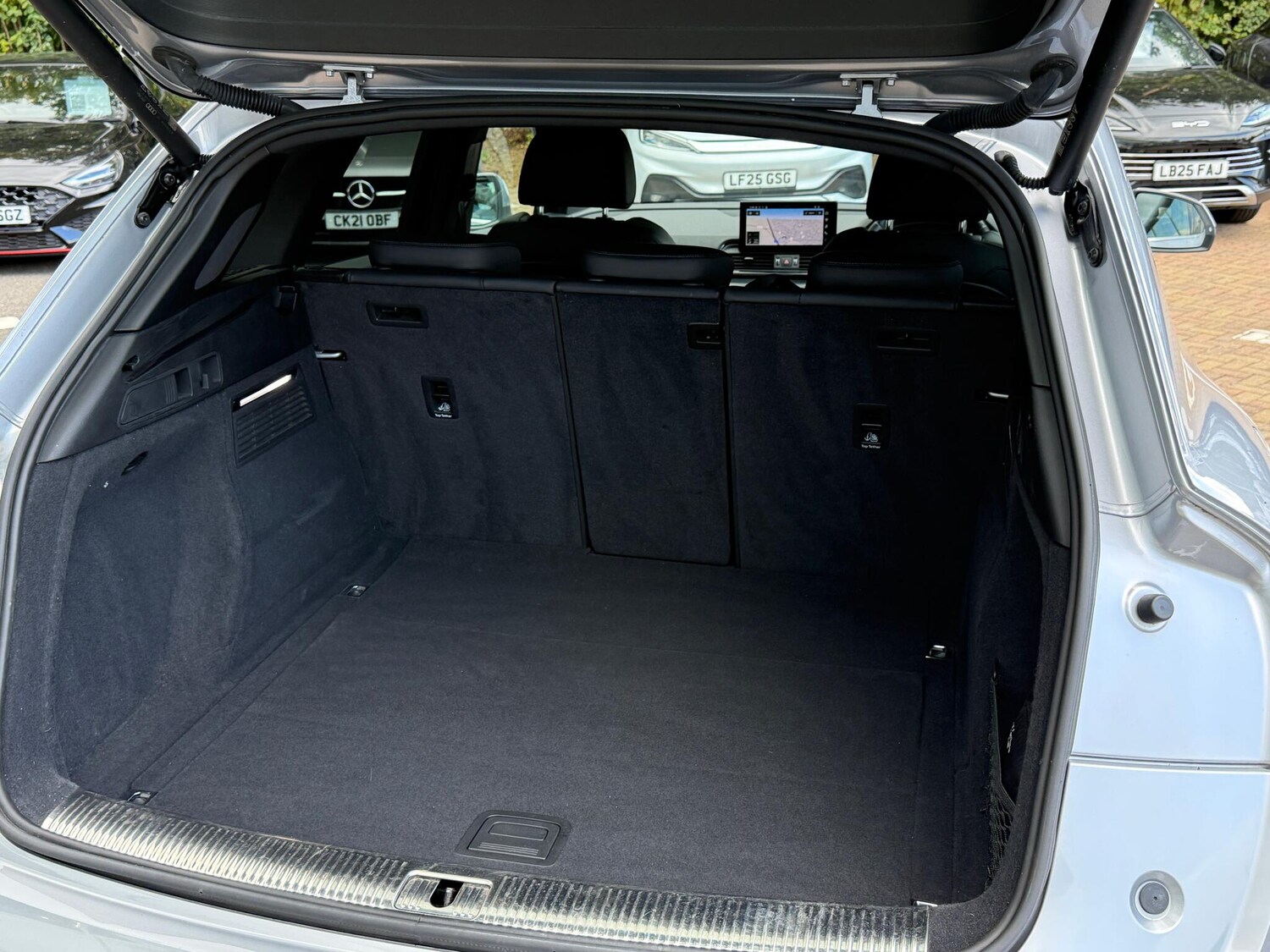 Used Audi Q5 2021 for sale - 76765244: Photo 48