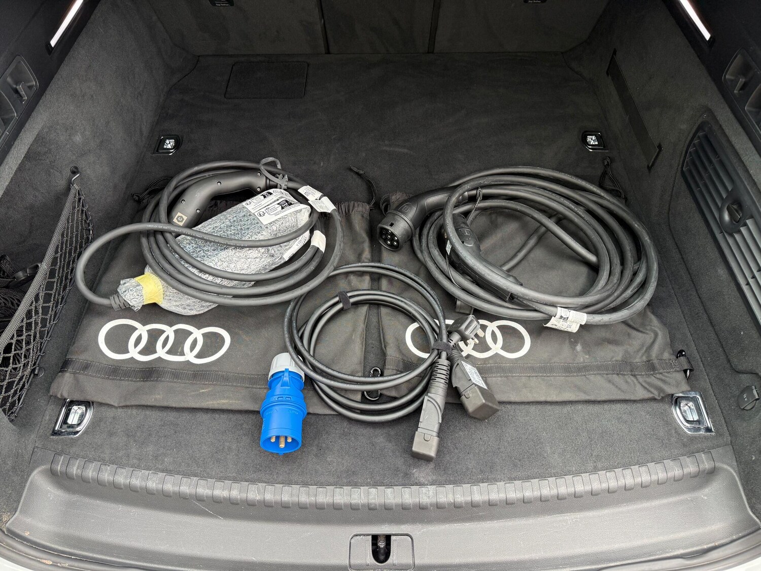 Used Audi A6 Avant 2024 for sale - 76388655: Photo 24