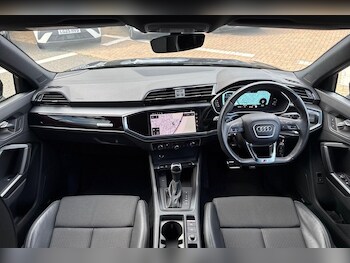 Used Audi Q3 2023 for sale - 75964798: Photo
