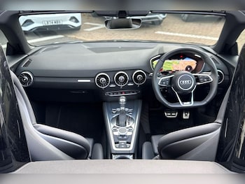 Used Audi TT 2022 for sale - 76215610: Photo 3