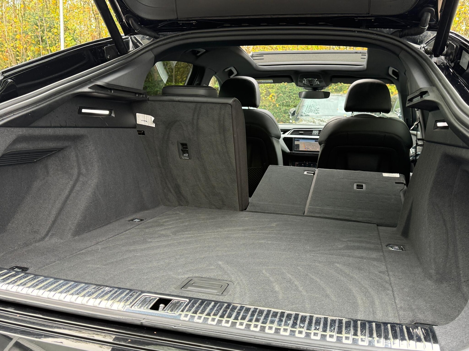 Used Audi e-tron 2020 for sale - 76612848: Photo 30