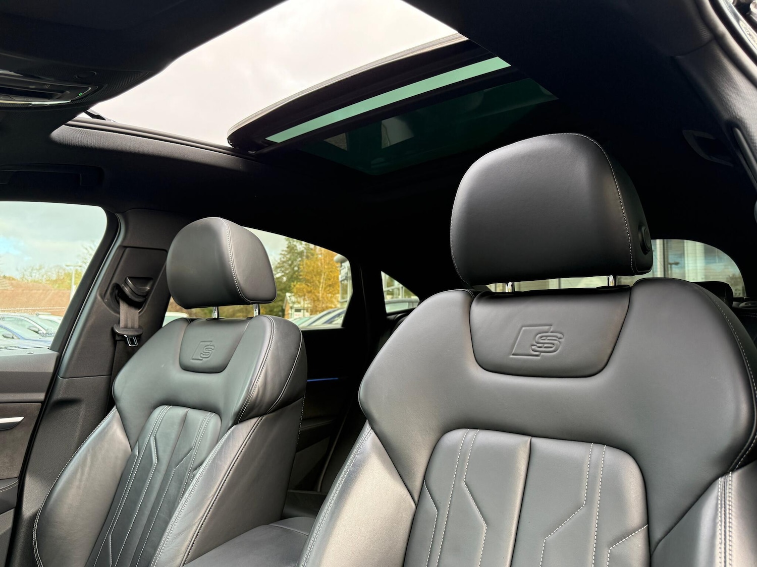 Used Audi e-tron 2020 for sale - 76612848: Photo 60