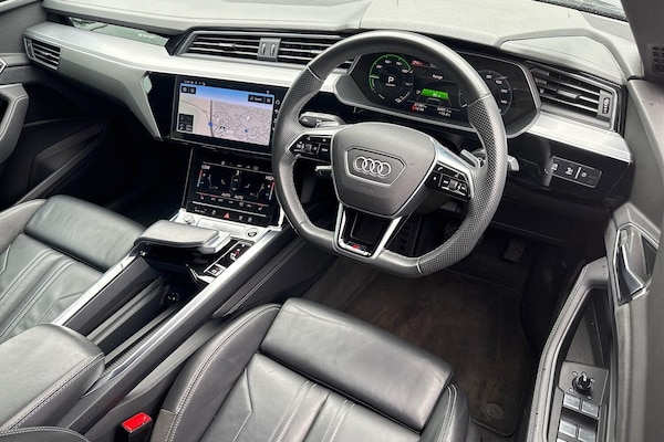 Used Audi e-tron 2022 for sale - 76138131: Photo 12