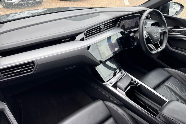Used Audi e-tron 2022 for sale - 76138131: Photo 17