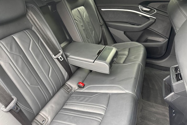 Used Audi e-tron 2022 for sale - 76138131: Photo 25