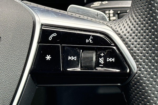 Used Audi e-tron 2022 for sale - 76138131: Photo 48