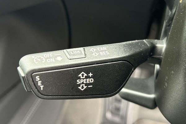 Used Audi e-tron 2022 for sale - 76138131: Photo 63