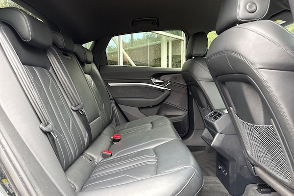 Used Audi e-tron 2022 for sale - 76138131: Photo 9