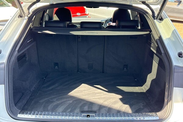 Used Audi Q8 2022 for sale - 75214674: Photo 18