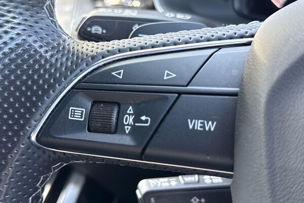 Used Audi Q8 2022 for sale - 75214674: Photo 36