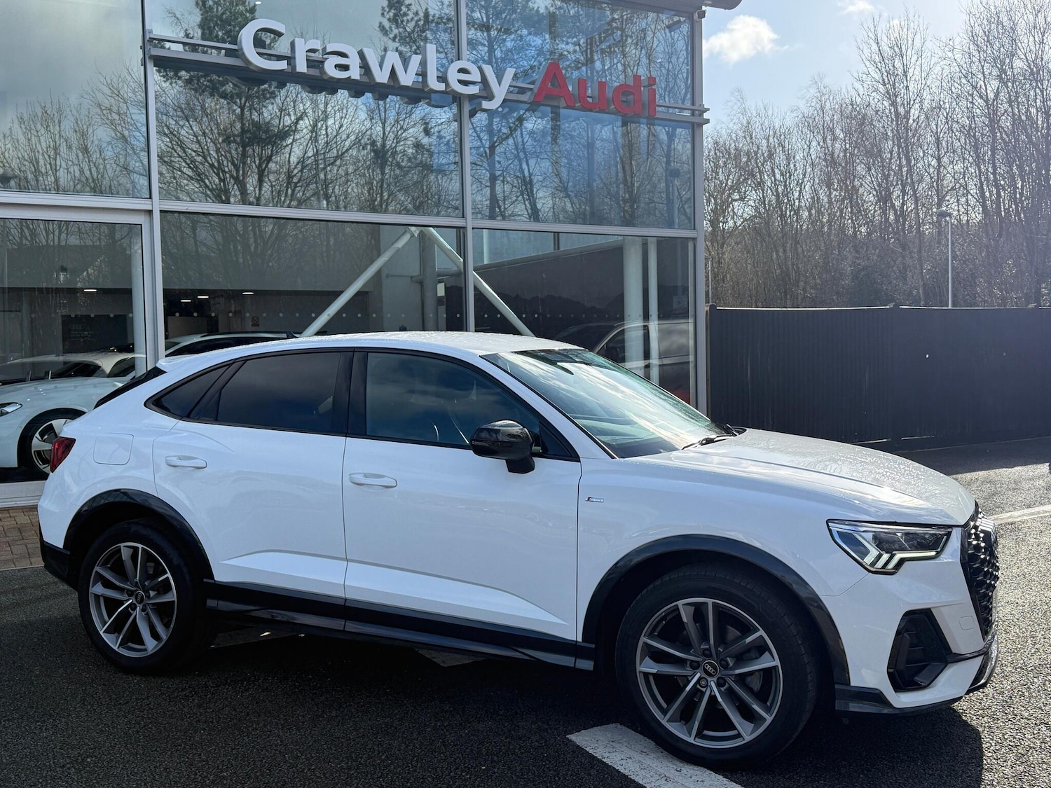 Used Audi Q3 2023 for sale - 77575222: Photo 2