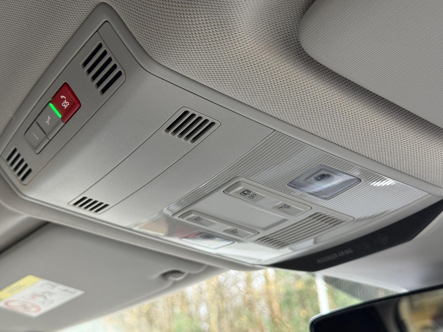 Used Volkswagen T-Roc for sale - 77468532: Photo 14