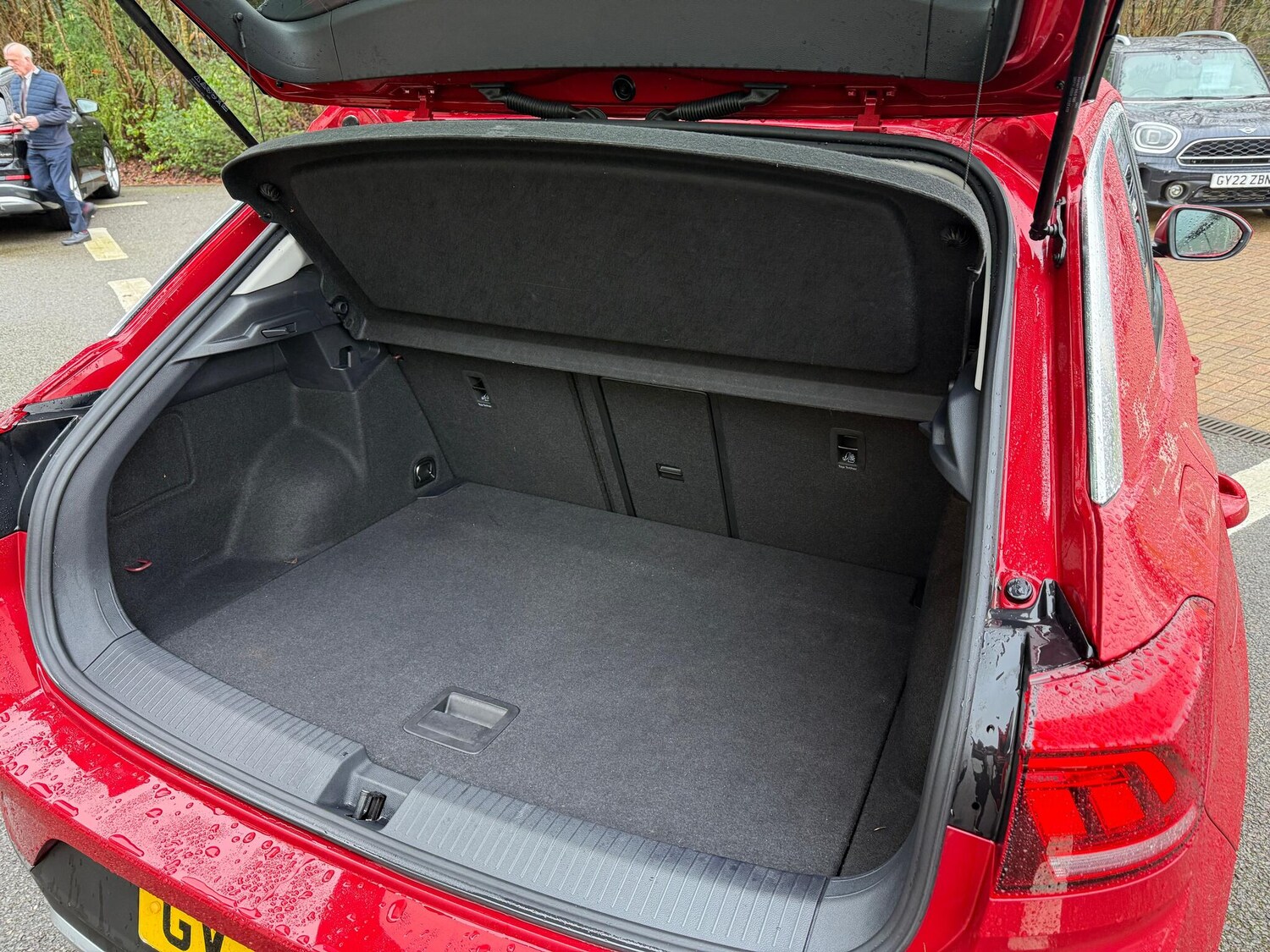 Used Volkswagen T-Roc for sale - 77468532: Photo 39