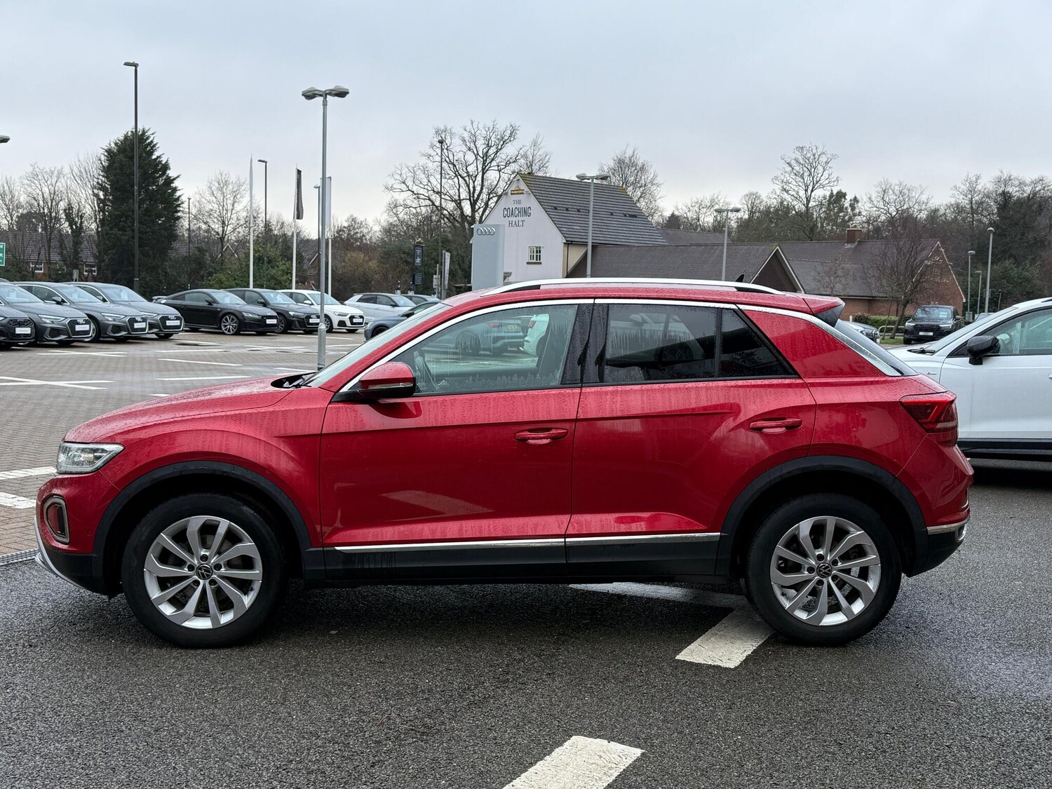 Used Volkswagen T-Roc for sale - 77468532: Photo 41