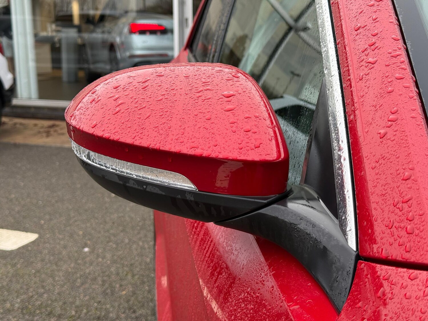 Used Volkswagen T-Roc for sale - 77468532: Photo 7