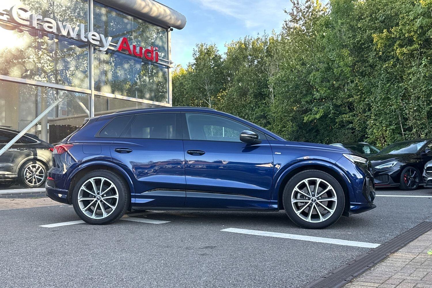 Used Audi Q4 e-tron 2023 for sale - 76072117: Photo 2
