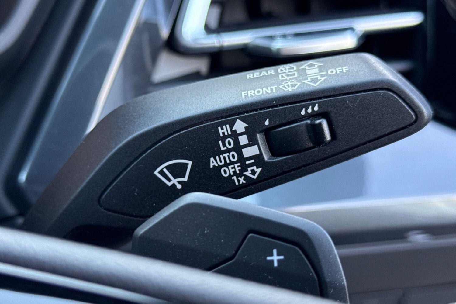 Used Audi Q4 e-tron 2023 for sale - 76072117: Photo 65