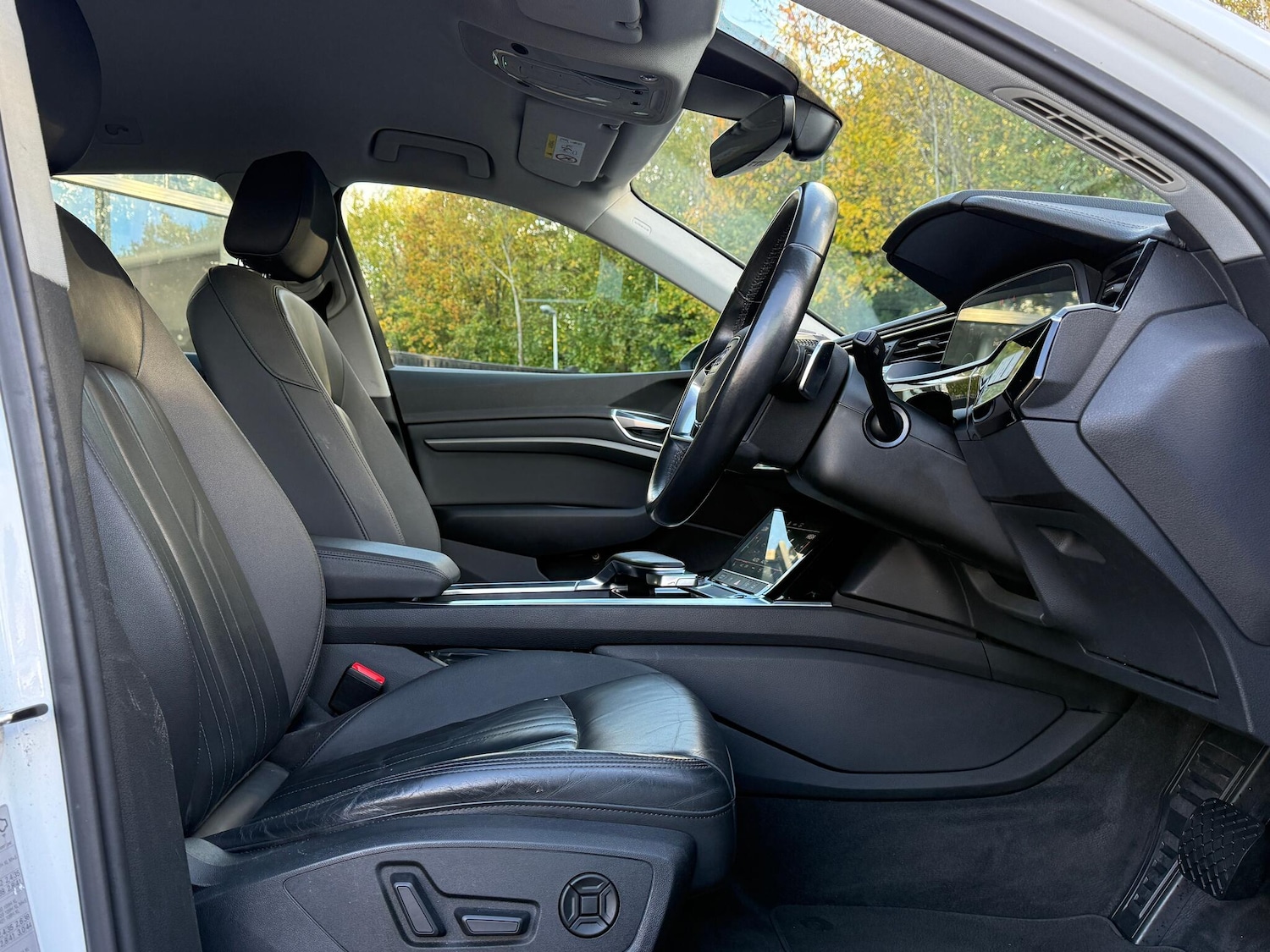 Used Audi e-tron 2020 for sale - 76398015: Photo 13