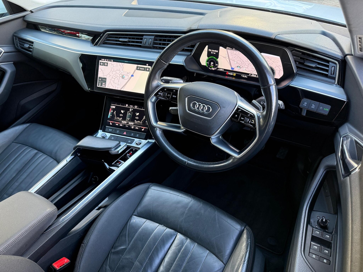 Used Audi e-tron 2020 for sale - 76398015: Photo 14