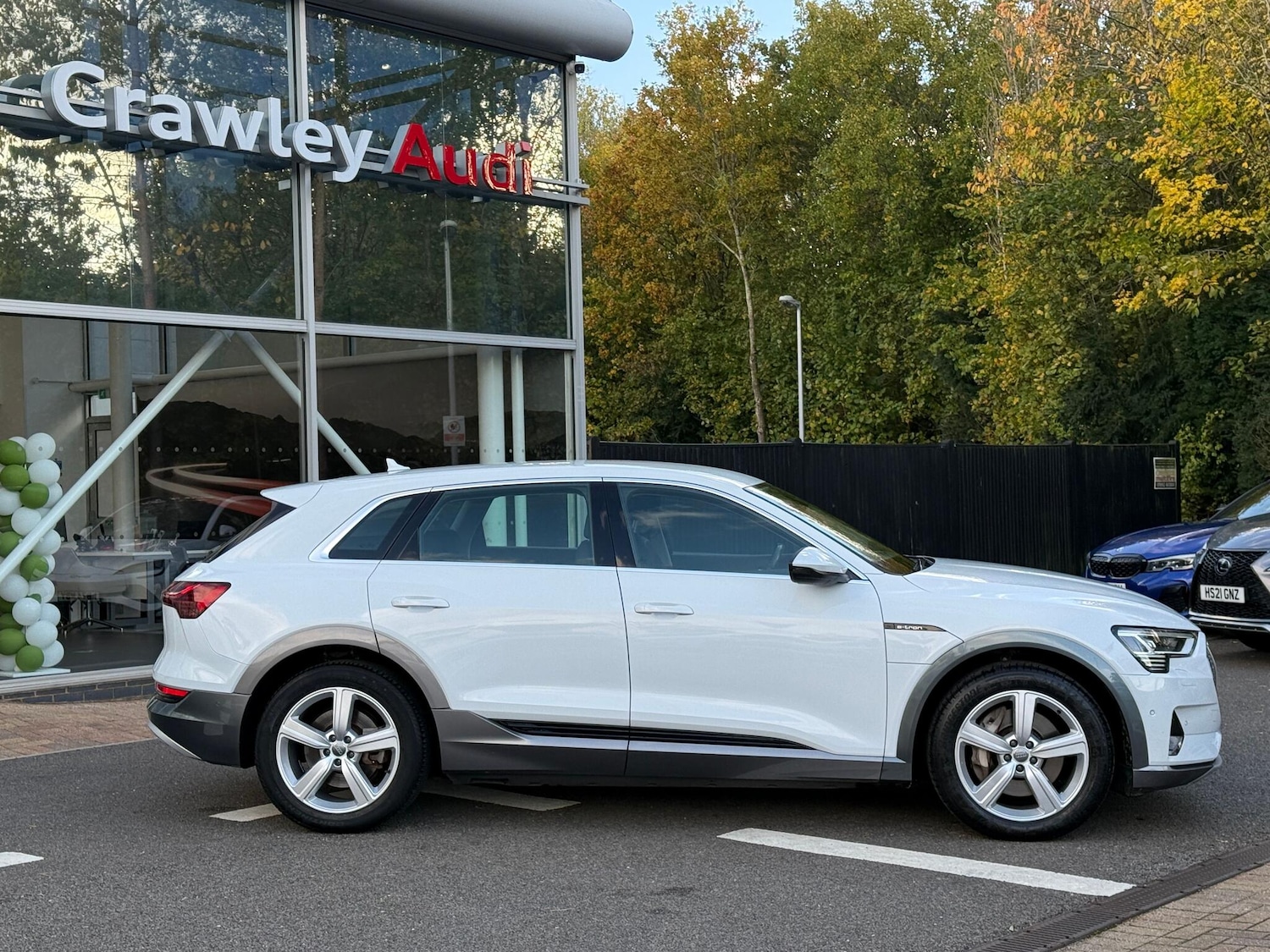 Used Audi e-tron 2020 for sale - 76398015: Photo 2