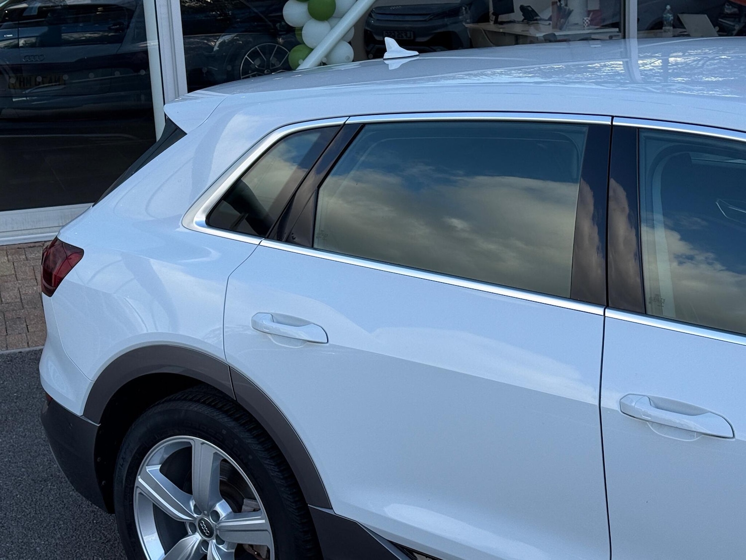 Used Audi e-tron 2020 for sale - 76398015: Photo 29