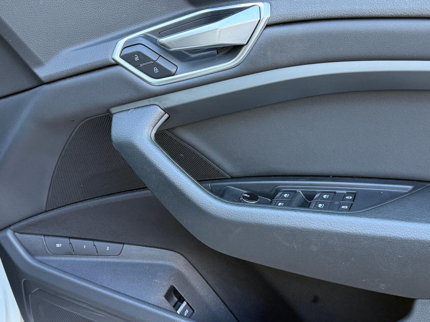 Used Audi e-tron 2020 for sale - 76398015: Photo 41