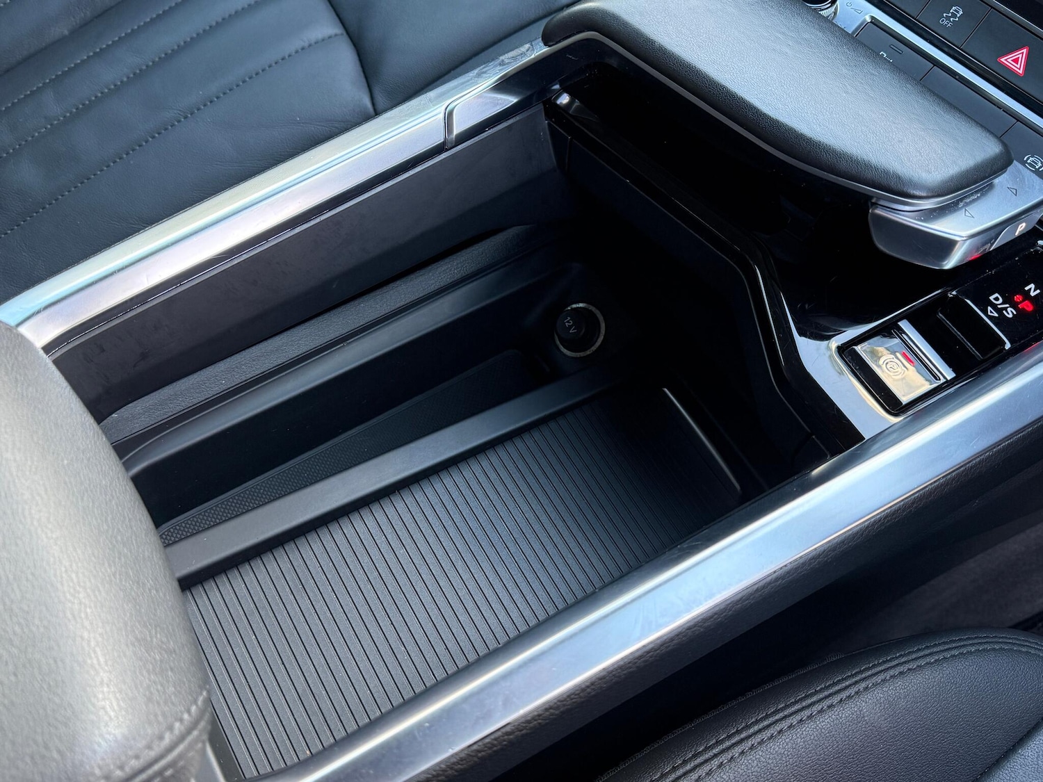 Used Audi e-tron 2020 for sale - 76398015: Photo 44