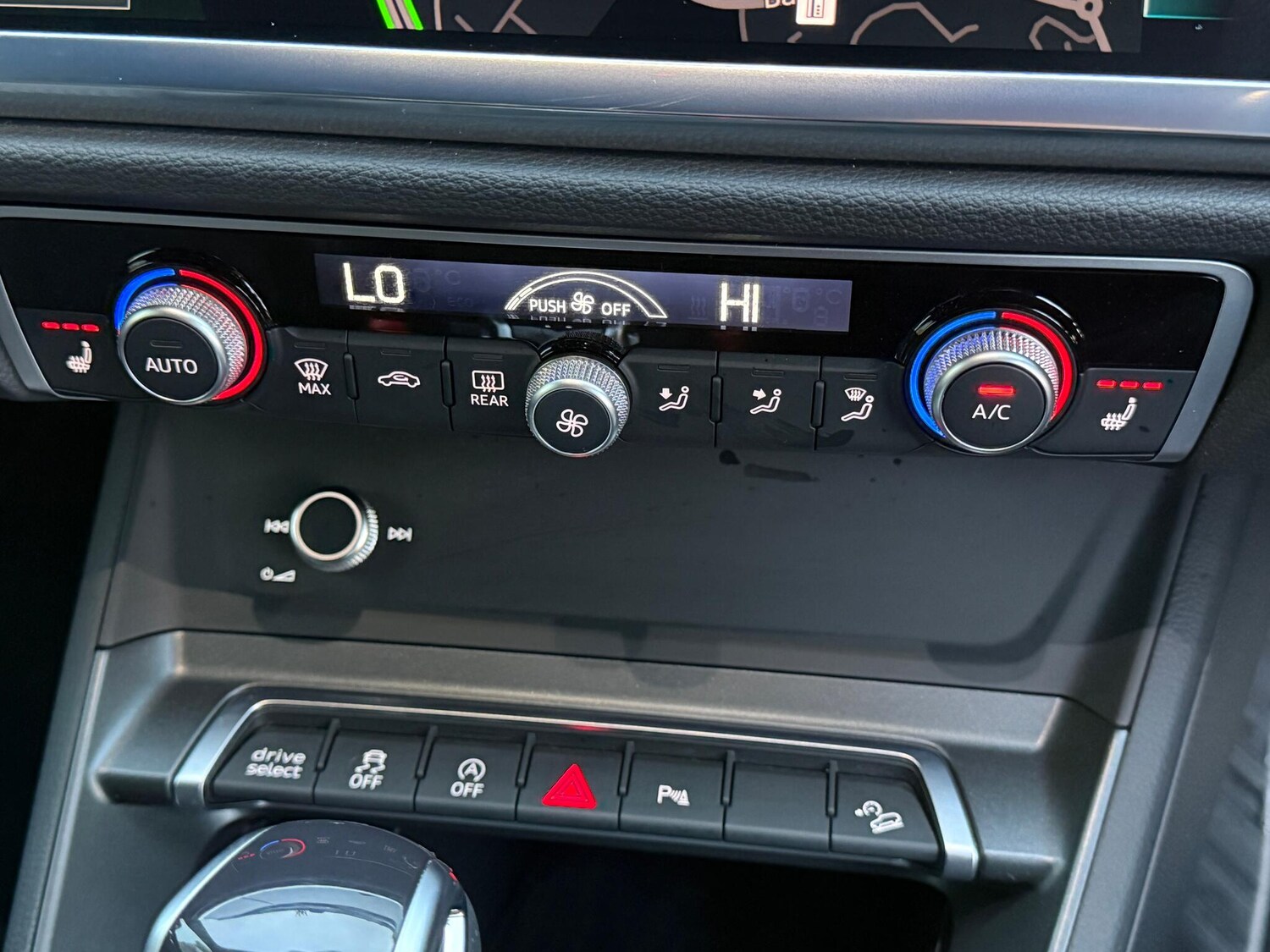 Used Audi Q3 2023 for sale - 76538207: Photo 44