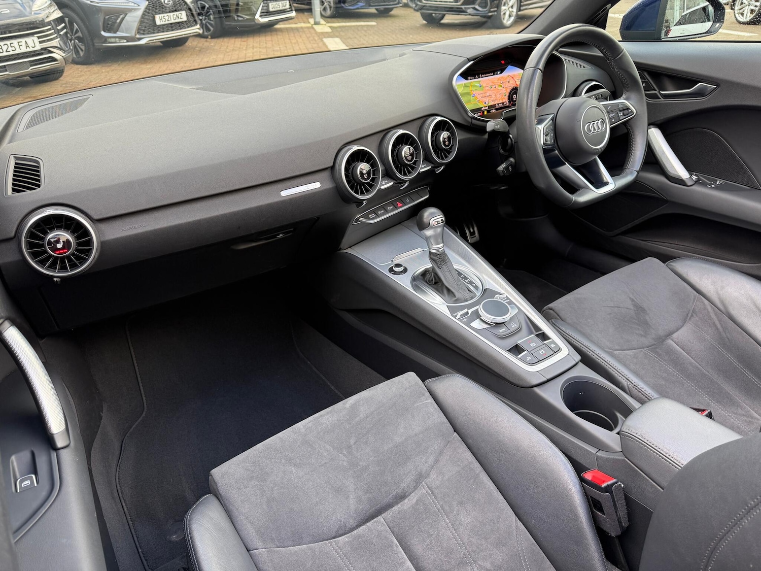 Used Audi TT 2023 for sale - 76688918: Photo 17