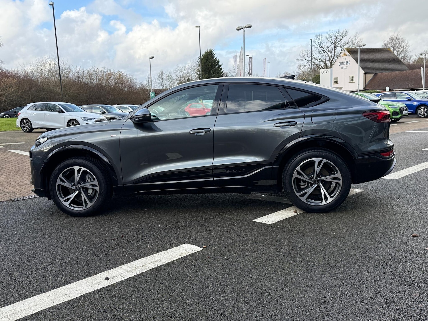 Used Audi Q6 e-tron 2025 for sale - 77306035: Photo 15