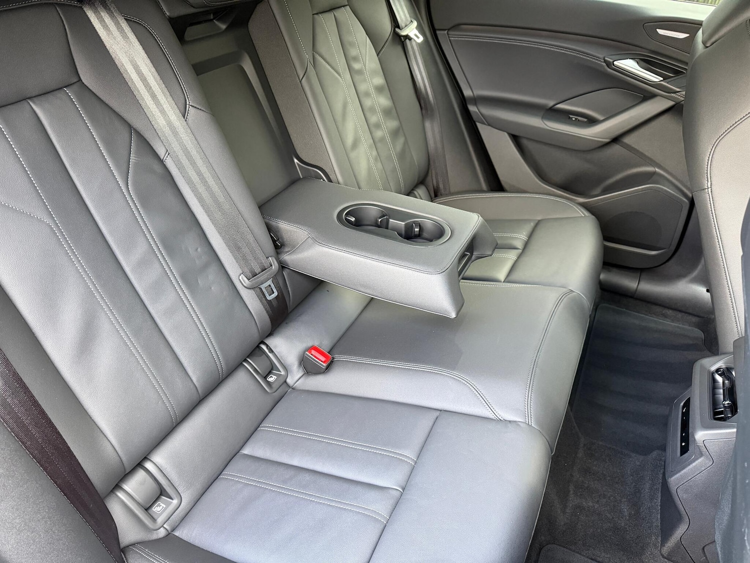 Used Audi Q6 e-tron 2025 for sale - 77306035: Photo 28