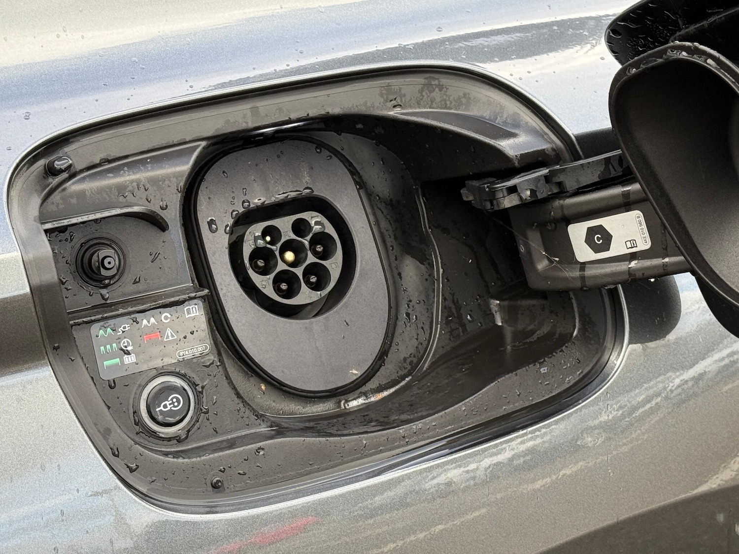 Used Audi Q6 e-tron 2025 for sale - 77306035: Photo 36