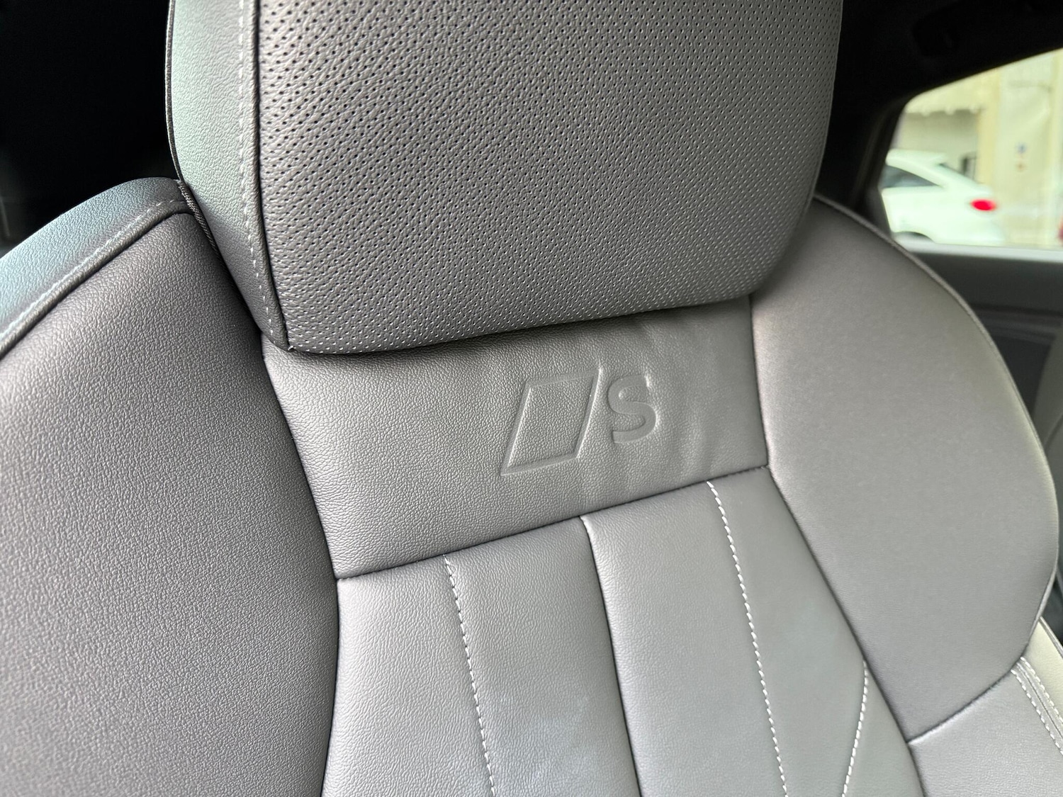 Used Audi Q6 e-tron 2025 for sale - 77306035: Photo 44