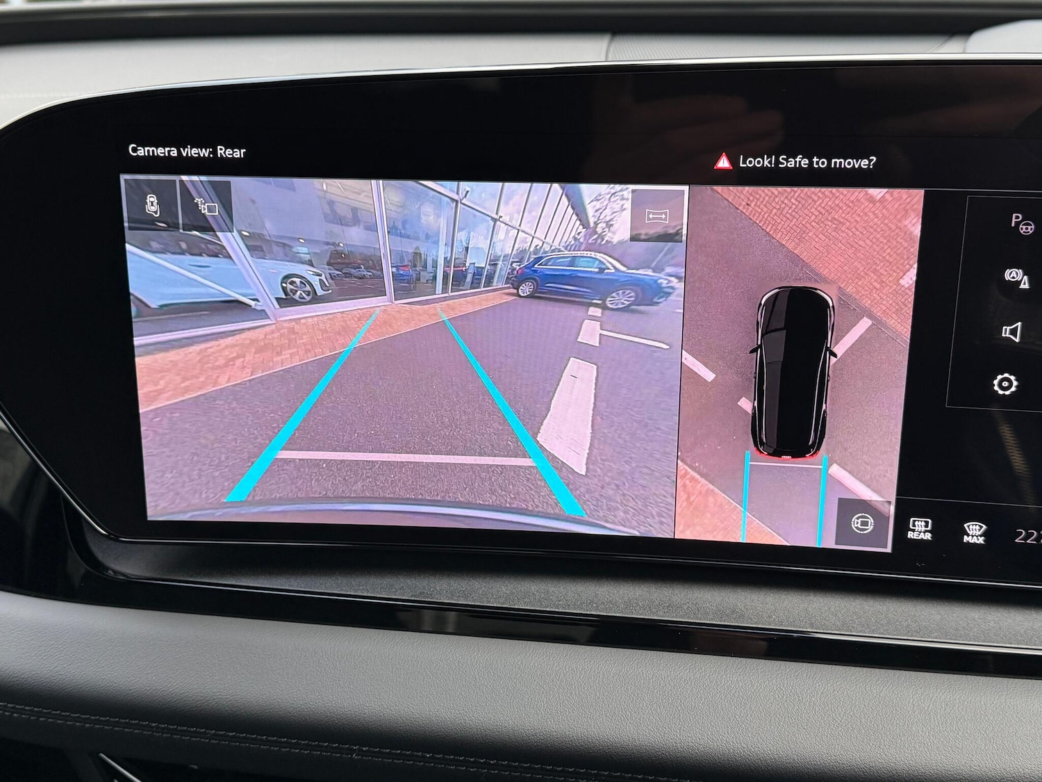 Used Audi Q6 e-tron 2025 for sale - 77306035: Photo 5