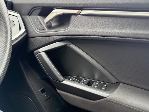 Used Audi RS Q3 2023 for sale - 76247726: Photo 21