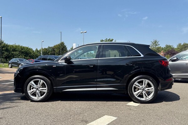 Used Audi Q3 2024 for sale - 75563565: Photo 9