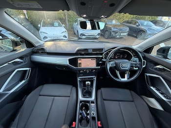 Used Audi Q3 2019 for sale - 76388290: Photo