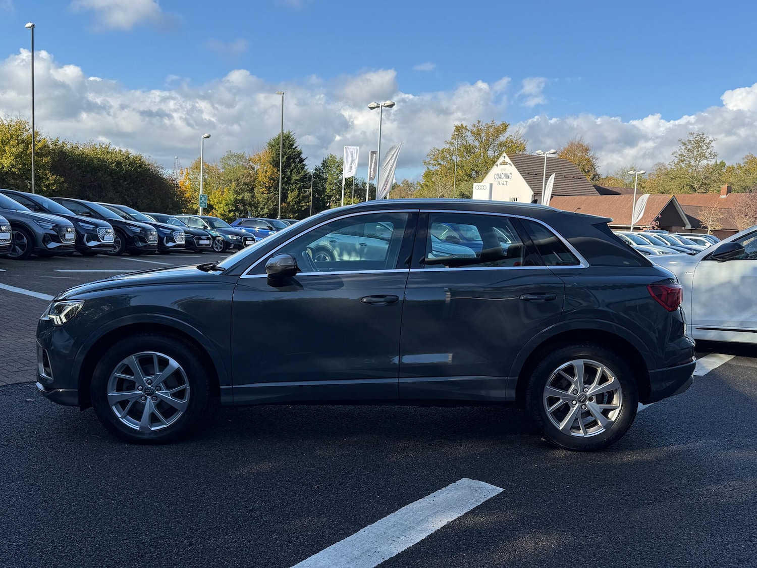 Used Audi Q3 2019 for sale - 76388290: Photo 42