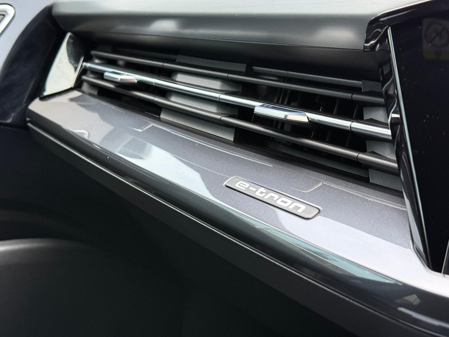 Used Audi Q4 e-tron 2022 for sale - 77162739: Photo 16