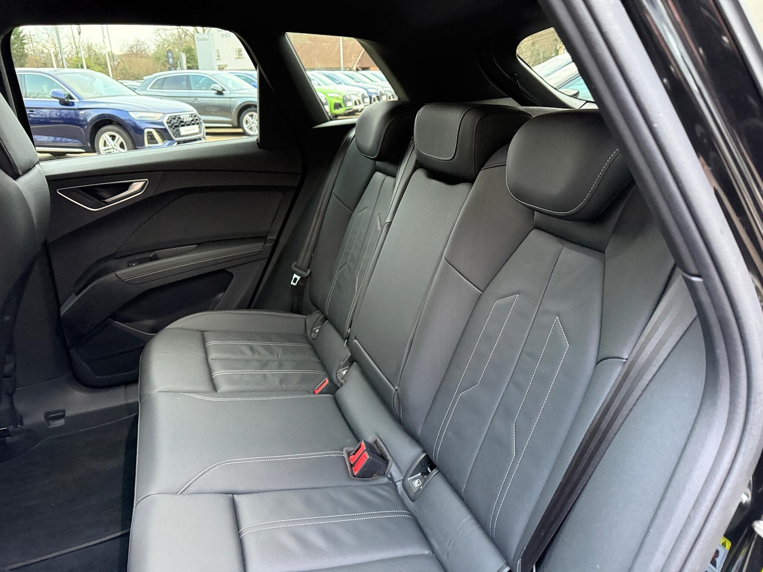 Used Audi Q4 e-tron 2022 for sale - 77162739: Photo 45